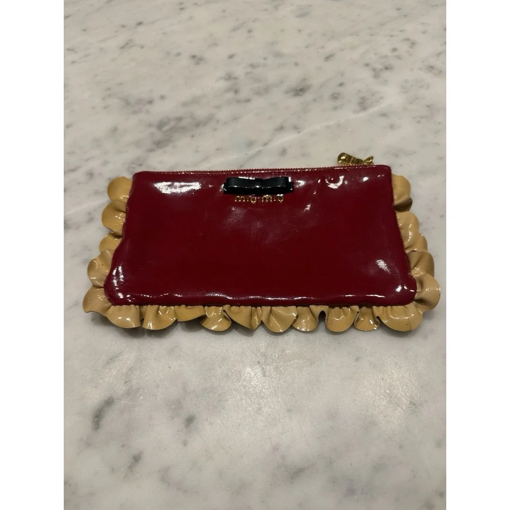 Miu Miu Red Patent Leather Ruffle Bow Pouch Clutch Bag Ciliegia Cipria